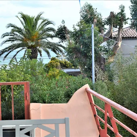 Apartment Renove 1 A Cavalaire, Proche Plage, Climatise Avec Parking - Fr-1-226b-107 *
