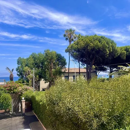 Renove 1 A Cavalaire, Proche Plage, Climatise Avec Parking - Fr-1-226b-107 Apartment